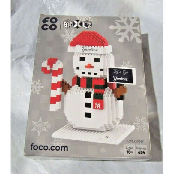 MLB New York Yankees BRXLZ Snowman 3-D Puzzle 654 Pieces FOCO - Picture 2 of 2
